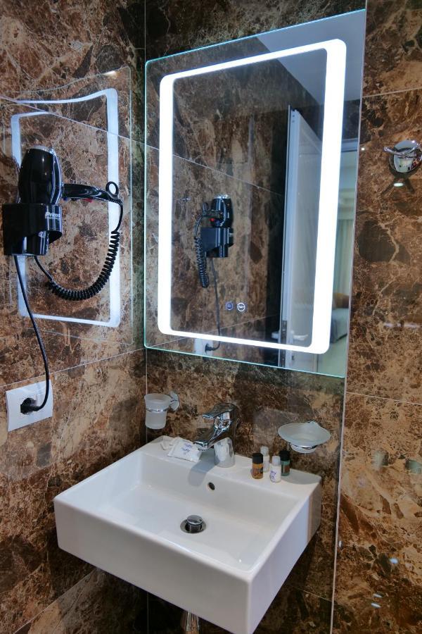Hotel Alpha Saranda